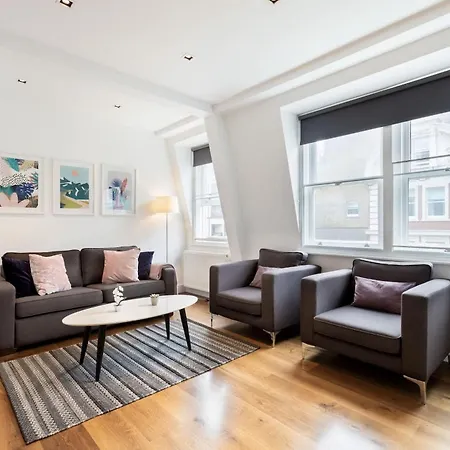 The Heart Of Soho - 2Br - Cityapartmentstay